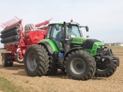 Traktor Deutz Fahr