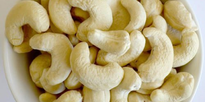 ORZECHY CASHEW Szczegóły produktu: - Okres przydatności do spożycia3