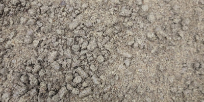 Sprzedam wysokiej jakości wytłok lniany – produkt naturalny, powstały