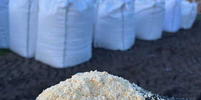 Sprzedam kukurydzę CCM w big bag okolo900 kg