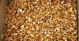 Sprzedam orzech włoski we wszystkich frakcjach połówki, ćwiartki miał.