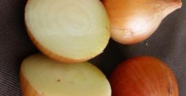 Świeża cebula eksportuje czerwonej cebuli nowej uprawy dla eksporta