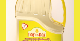 Rafinowany olej słonecznikowy Pakowanie: 1X12 szt.Pochodzenie: Turcja Marka: Codziennie