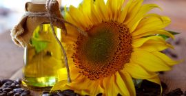 Sprzedajemy hurtowo następujące rodzaje oleju słonecznikowego: Olej rafinowany luzem