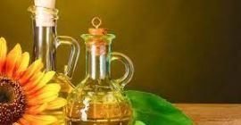 Sprzedaję rafinowany olej słonecznikowy w opakowaniach 1-3-5 litrów .