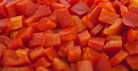 Sprzedajemy MROŻONĄ PAPRYKĘ CZERWONĄ KOSTKĘ 10X10 Posiadamy ok. 300