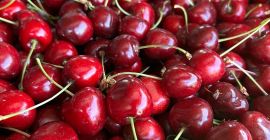 Sprzedam czereśnie czarne 20 skrzynek po 5kg każda czereśnia